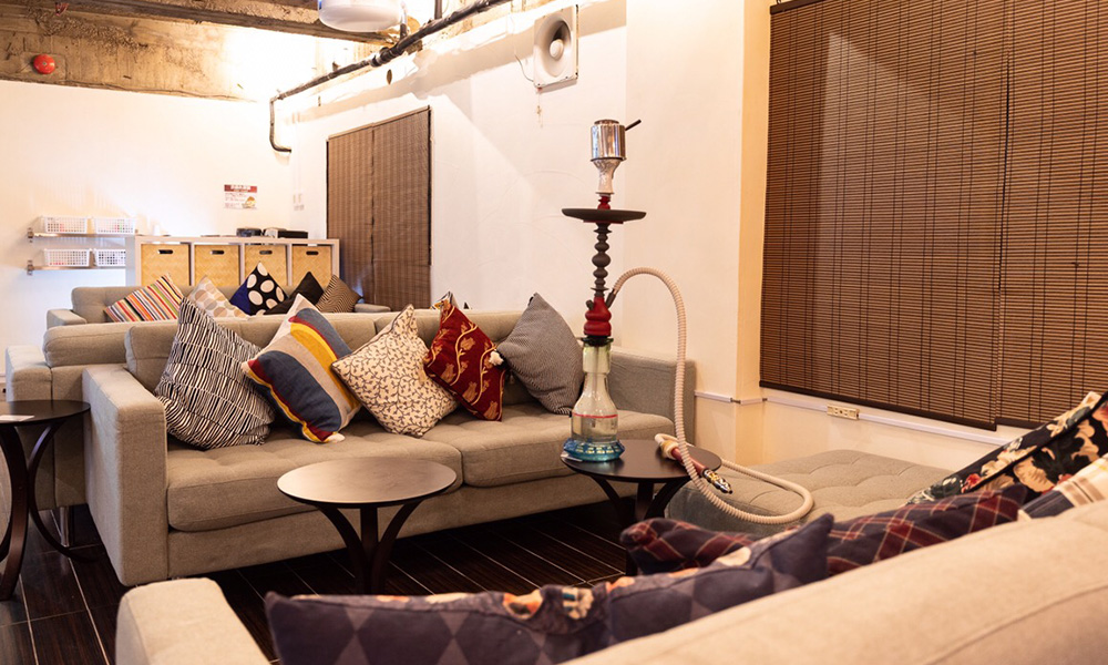 店舗 水タバコ シーシャ専門店 チルイン